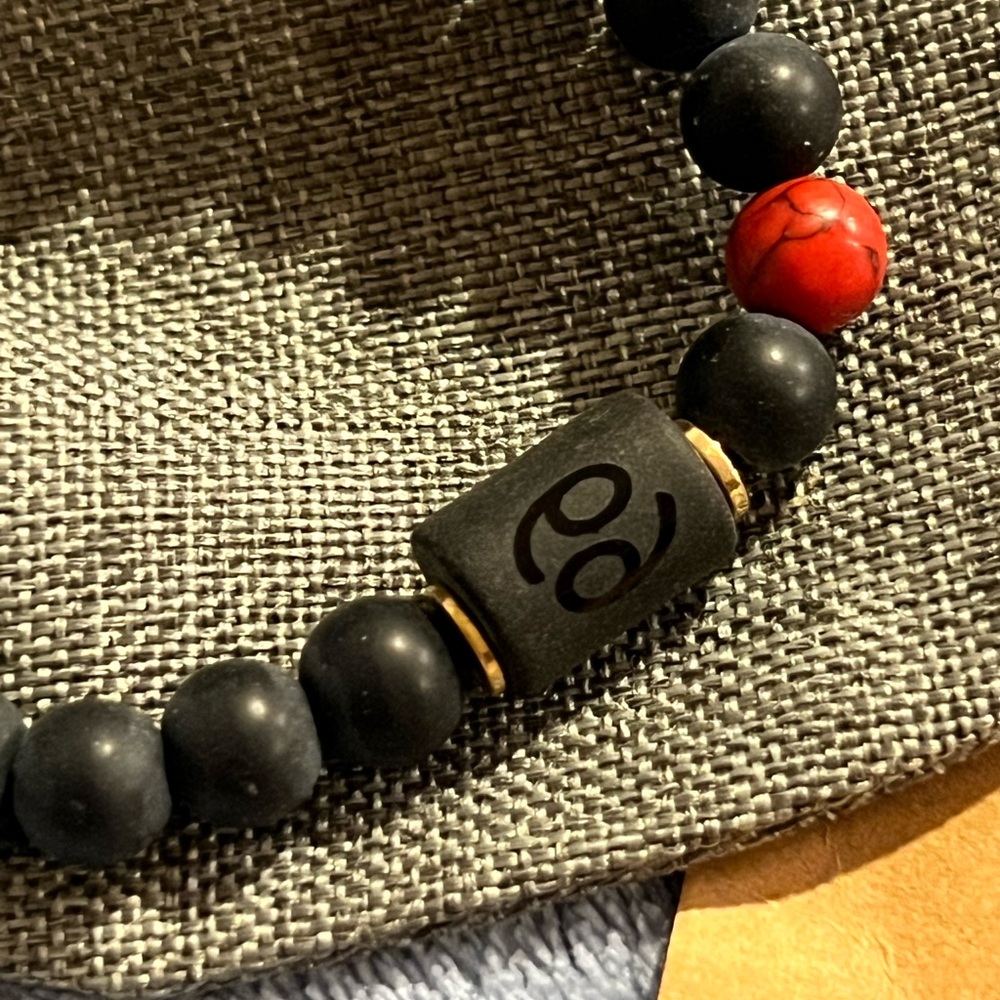 Cancer bracelet men or 🚨I have all the other zodiac sign